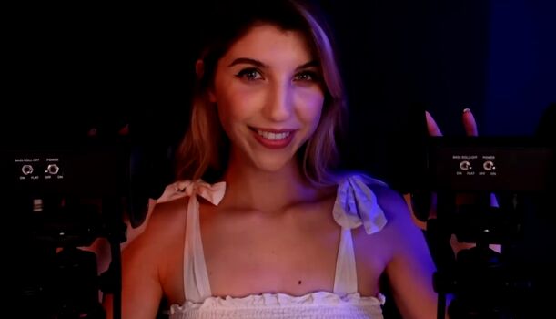FrivolousFox ASMR