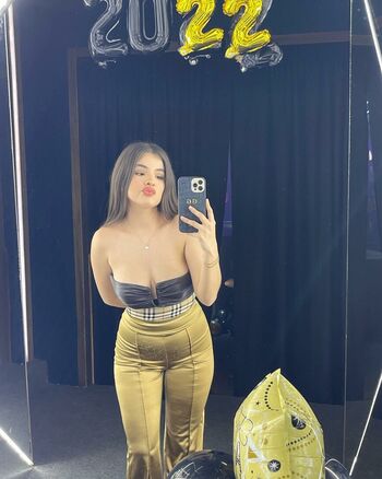 Full leaked Gabygardez private onlyfans photo