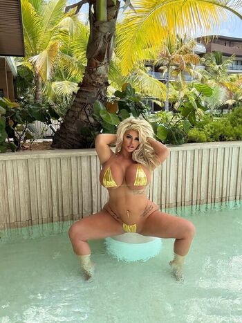 Full leaked Gabz after dark private onlyfans photo