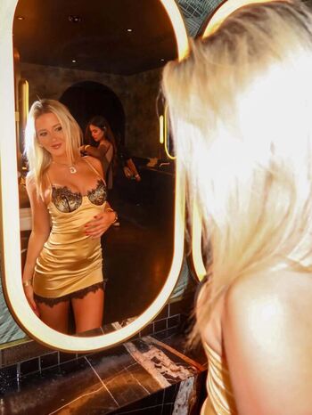 Full leaked Genevaalacorte private onlyfans photo