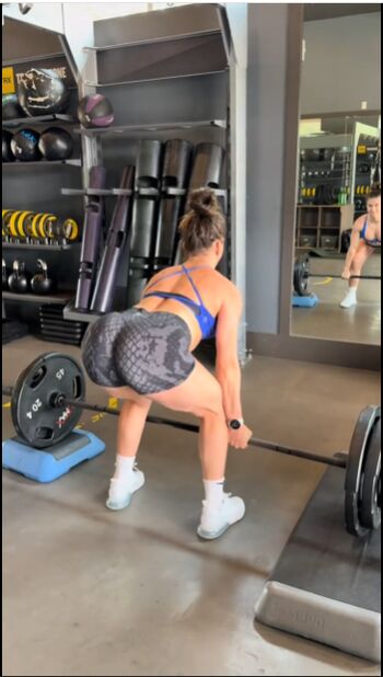 Full leaked Girls in wedgy fitness shorts private onlyfans photo