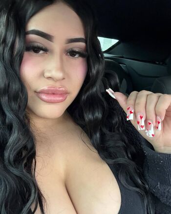 Full leaked Glodrina private onlyfans photo