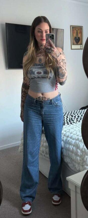 Full leaked Goth queen page private onlyfans photo