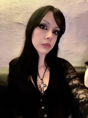 Full leaked Gothikbat private onlyfans photo