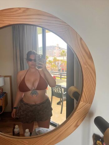 Full leaked Gracesutcliffe private onlyfans photo