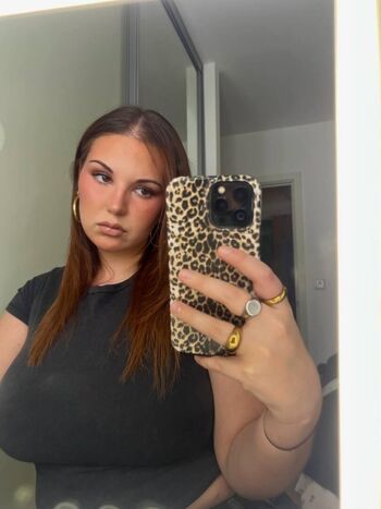 Full leaked Gracesutcliffe private onlyfans photo