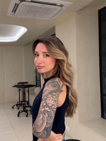Full leaked Gwenn private onlyfans photo