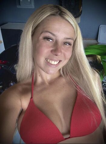 Full leaked Hailey welch private onlyfans photo