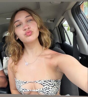 Full leaked Halia beamer private onlyfans photo