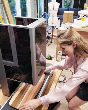 Hands On Katie