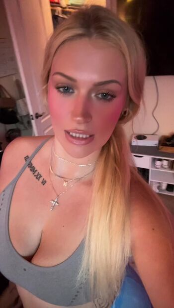 Full leaked Hannah grace private onlyfans photo