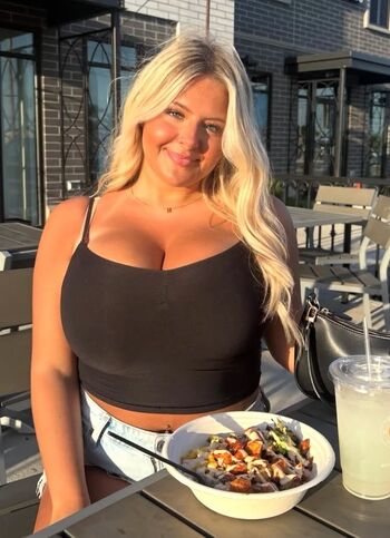 Full leaked Hannah k private onlyfans photo