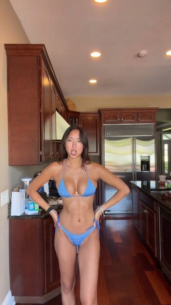 Full leaked Hannah lee page private onlyfans photo