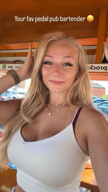 Full leaked Hannah woods page private onlyfans photo