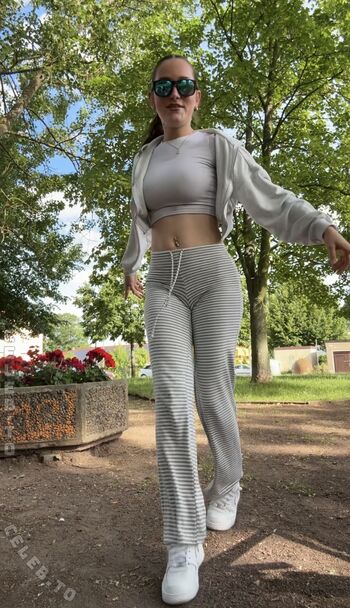 Full leaked Hannahluisienne page private onlyfans photo