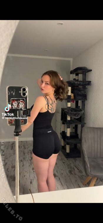 Full leaked Hannahluisienne page private onlyfans photo