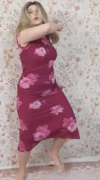 Full leaked Happyhappygaltv private onlyfans photo