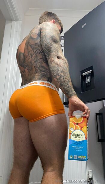 Full leaked Hattsfree private onlyfans photo