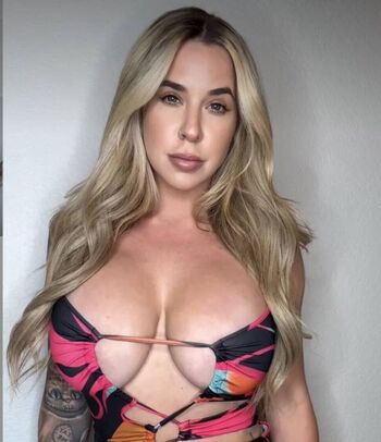 Full leaked Hayleesworld private onlyfans photo