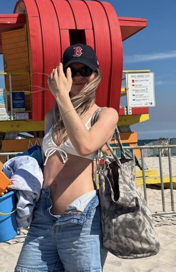 Full leaked Hayleyybayley private onlyfans photo