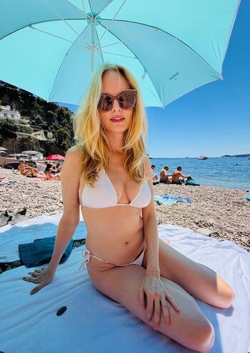 Full leaked Heather graham private onlyfans photo