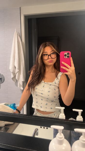 Full leaked Helydia private onlyfans photo