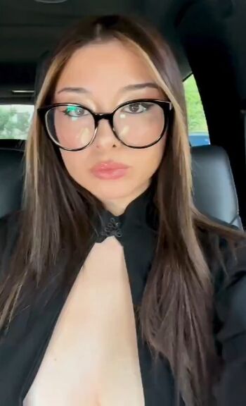 Full leaked Helydia private onlyfans photo