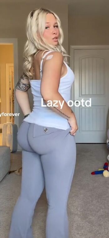 Full leaked Heyhayfoster private onlyfans photo