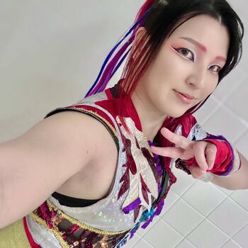 Hikaru Shida