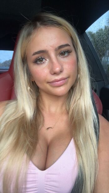 Full leaked Hippicam private onlyfans photo