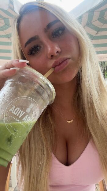 Full leaked Hippicam private onlyfans photo