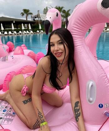 Full leaked Hira balci private onlyfans photo