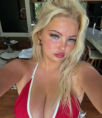 Full leaked Holly harrington private onlyfans photo