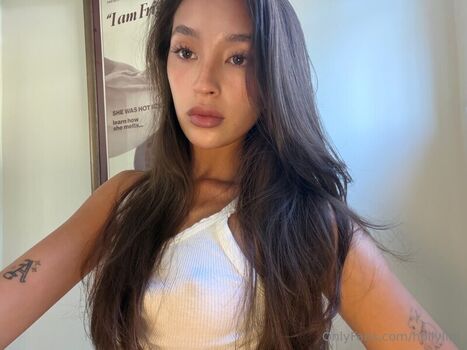 Full leaked Holly lim private onlyfans photo