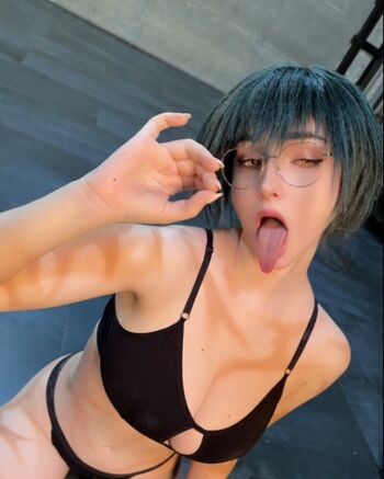 Full leaked Hologana private onlyfans photo