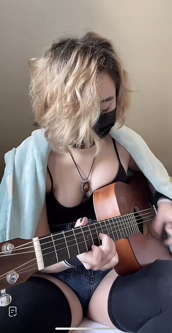 Honeydewmelancholy
