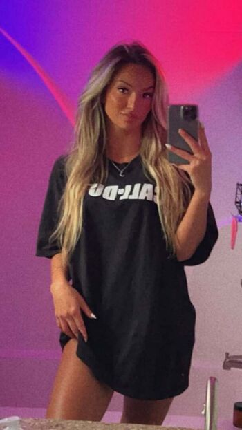 Full leaked Honeyxxo private onlyfans photo