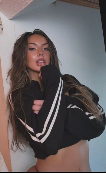 Full leaked Honeyxxo private onlyfans photo