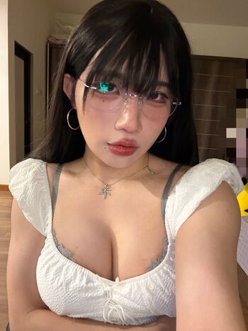 Full leaked Hongbin private onlyfans photo