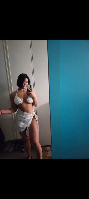 Full leaked Hyunji queen page private onlyfans photo