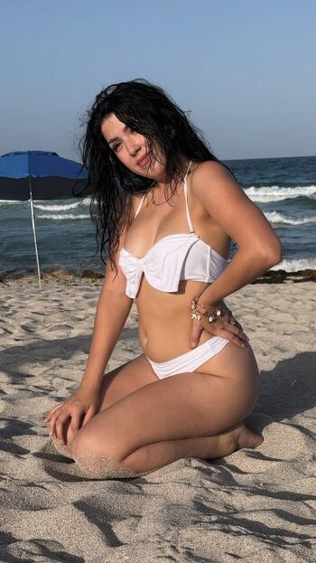 Full leaked Iamsofiabella page private onlyfans photo