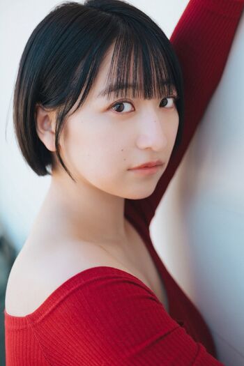 Ina Enohara 榎原依那