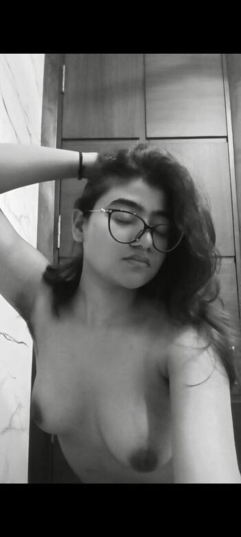 Full leaked Indian exhibition private onlyfans photo