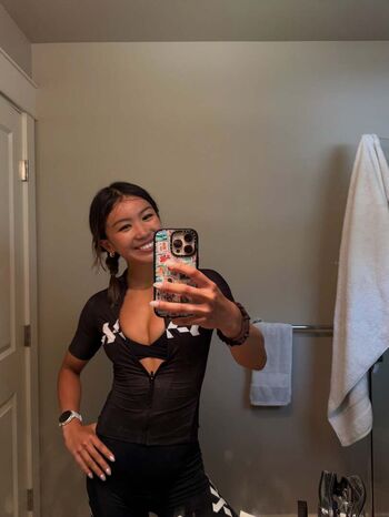 Full leaked Iris yang private onlyfans photo