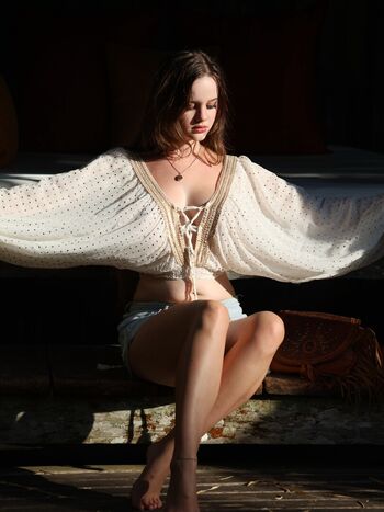 Isabella 110022