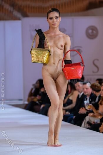 Isis Fashion Award