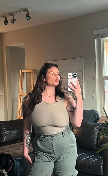Full leaked Itshannahowo private onlyfans photo