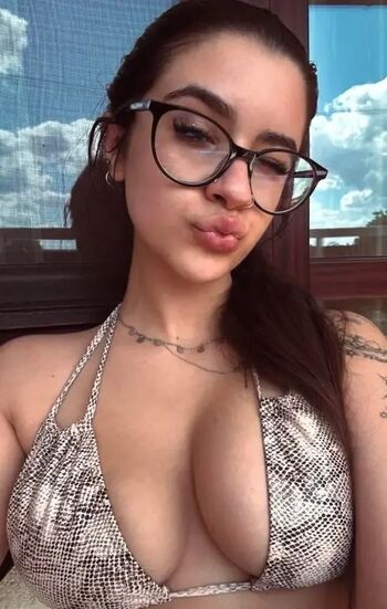 Full leaked Iuahnaa private onlyfans photo