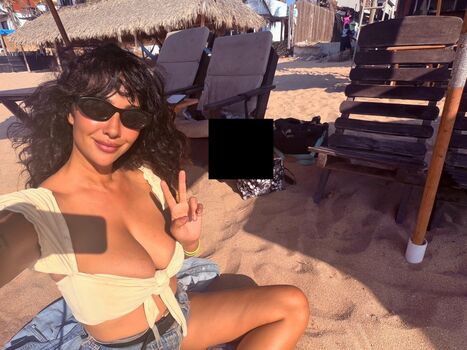 Jackie Cruz