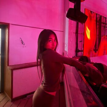 Full leaked Jade hallyday private onlyfans photo